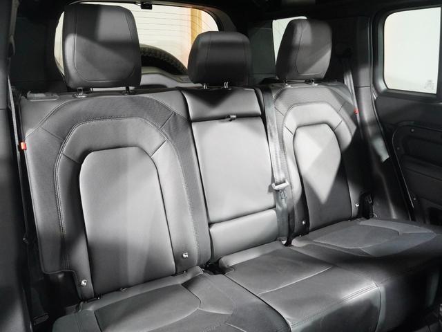 ディフェンダー １１０Ｘ－ダイナミックＨＳＥ　Ｄ３００　パノラマサンルーフ　ＭＥＲＩＤＩＡＮ　エアサス　シートヒーター＆クーラー　後席シートヒーター　ブラックエクステリア　純正サイドステップ　ＯＰ２２インチアルミ　サラウンドカメラ　デジタルインナーミラー（29枚目）