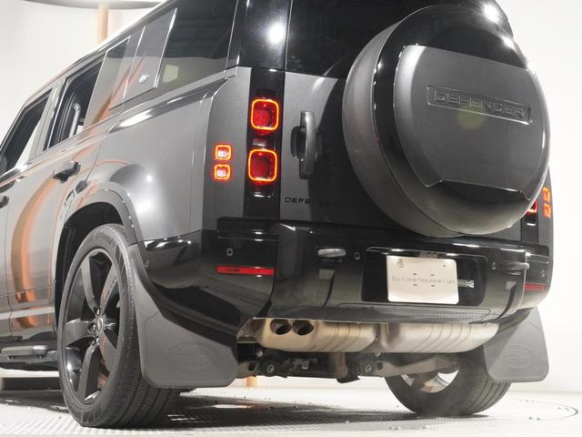 ディフェンダー １１０Ｘ－ダイナミックＨＳＥ　Ｄ３００　パノラマサンルーフ　ＭＥＲＩＤＩＡＮ　エアサス　シートヒーター＆クーラー　後席シートヒーター　ブラックエクステリア　純正サイドステップ　ＯＰ２２インチアルミ　サラウンドカメラ　デジタルインナーミラー（41枚目）