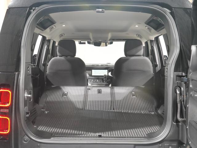 ディフェンダー １１０ダブルオーエディション　エアサスペンション　シートヒーター　ステアリングヒーター　コールドクライメートパック　純正サイドステップ　サラウンドカメラ　アダプティブクルーズコントロール　ブラインドスポットモニター　ＬＥＤヘッド（40枚目）