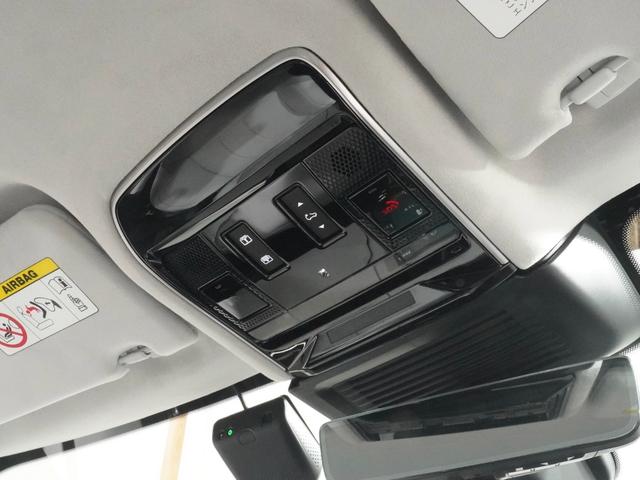 レンジローバースポーツ オートバイオグラフィー　Ｄ３００　パノラマサンルーフ　ブラックエクステリア　ＯＰ２３インチＡＷ　ＭＥＲＩＤＩＡＮ　全席シートヒーター＆クーラー　マッサージシート　ステアリングヒーター　エアサス　レッドキャリパー　デジタルミラー　ＡＣＣ（32枚目）