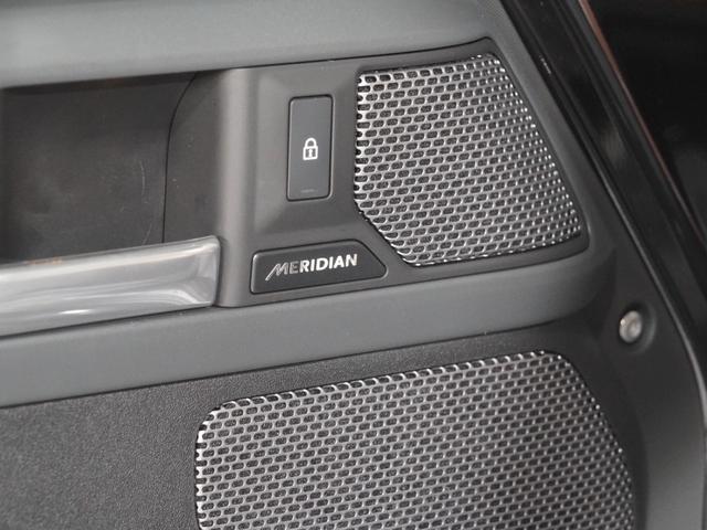 ディフェンダー １１０Ｘ－ダイナミックＨＳＥ　Ｄ３００　スライディングパノラミックルーフ　ビンテージタン＆エボニーシート　エアサス　ＭＥＲＩＤＩＡＮ　ブラックエクステリア　純正サイドステップ　純正２２インチＡＷ　アダプティブクルーズ　デジタルインナーミラー（6枚目）