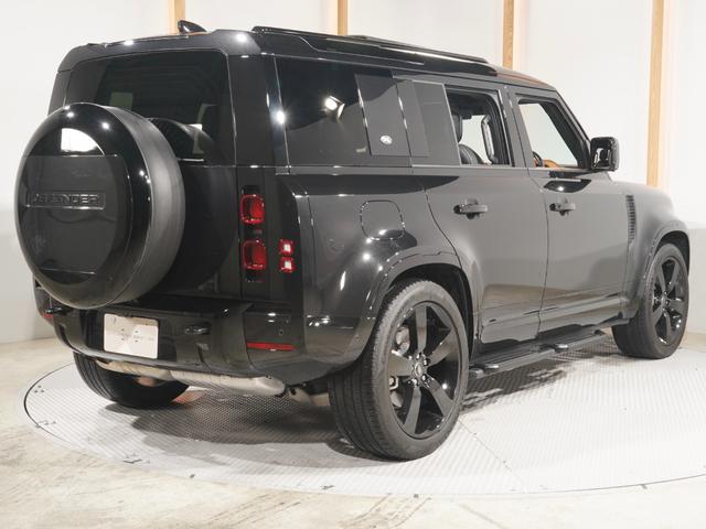 ディフェンダー １１０Ｘ－ダイナミックＨＳＥ　Ｄ３００　スライディングパノラミックルーフ　ビンテージタン＆エボニーシート　エアサス　ＭＥＲＩＤＩＡＮ　ブラックエクステリア　純正サイドステップ　純正２２インチＡＷ　アダプティブクルーズ　デジタルインナーミラー（11枚目）