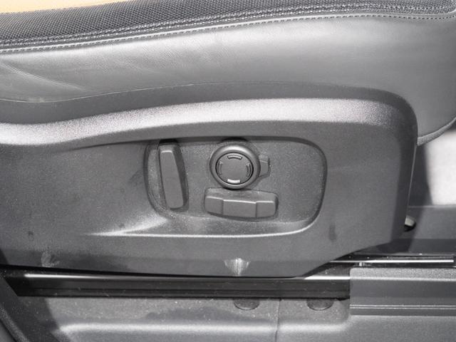 ディフェンダー １１０Ｘ－ダイナミックＨＳＥ　Ｄ３００　スライディングパノラミックルーフ　ビンテージタン＆エボニーシート　エアサス　ＭＥＲＩＤＩＡＮ　ブラックエクステリア　純正サイドステップ　純正２２インチＡＷ　アダプティブクルーズ　デジタルインナーミラー（18枚目）