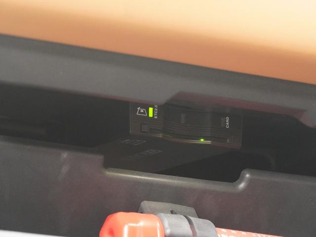 ディフェンダー １１０Ｘ－ダイナミックＨＳＥ　Ｄ３００　スライディングパノラミックルーフ　ビンテージタン＆エボニーシート　エアサス　ＭＥＲＩＤＩＡＮ　ブラックエクステリア　純正サイドステップ　純正２２インチＡＷ　アダプティブクルーズ　デジタルインナーミラー（52枚目）