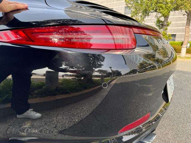 ９１１ ９１１カレラブラックエディション　ＰＤＫ　スポクロ　黒革　スマートキー　２０インチ（4枚目）