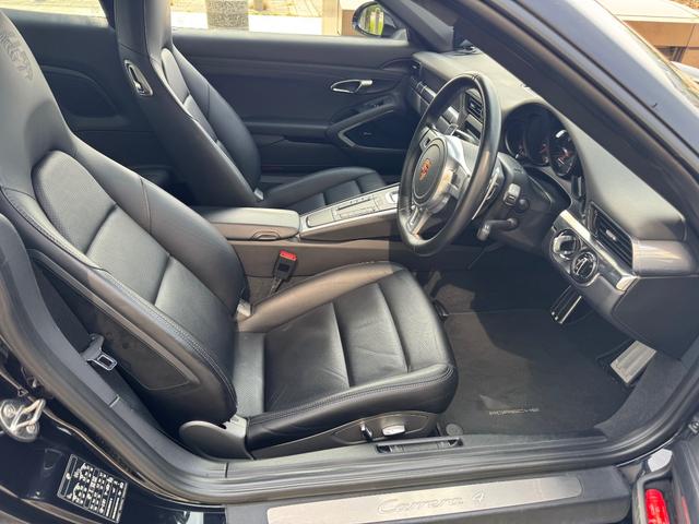 ９１１ ９１１カレラブラックエディション　ＰＤＫ　スポクロ　黒革　スマートキー　２０インチ（13枚目）