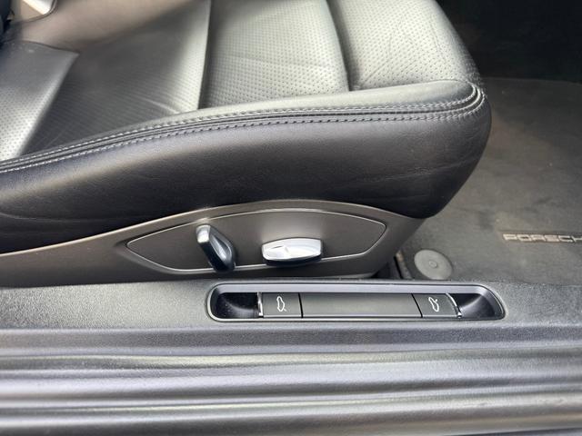 ９１１ ９１１カレラブラックエディション　ＰＤＫ　スポクロ　黒革　スマートキー　２０インチ（34枚目）