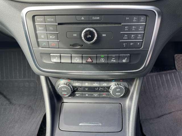 ＣＬＡクラス ＣＬＡ１８０　ナビ　バックカメラ　ＥＴＣ　ハーフレザーシート　フルセグＴＶ（24枚目）