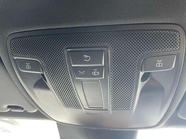 ＣＬＡクラス ＣＬＡ１８０　ナビ　バックカメラ　ＥＴＣ　ハーフレザーシート　フルセグＴＶ（30枚目）