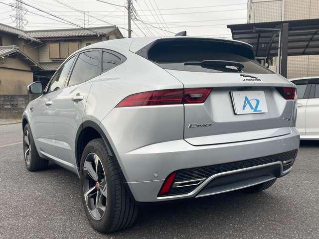 Ｅペイス Ｒ‐ダイナミック　Ｓ　Ｄ２００　ディーゼルターボ　４ＷＤ　純正ナビ　全周囲カメラ　黒革シート　ＬＥＤヘッドライト　ＥＴＣ　パワーバックドア　ブラインドスポットモニター　デジタルインナーミラー　パワーシート（9枚目）