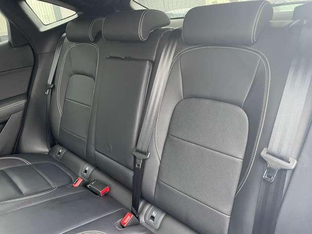 Ｅペイス Ｒ‐ダイナミック　Ｓ　Ｄ２００　ディーゼルターボ　４ＷＤ　純正ナビ　全周囲カメラ　黒革シート　ＬＥＤヘッドライト　ＥＴＣ　パワーバックドア　ブラインドスポットモニター　デジタルインナーミラー　パワーシート（18枚目）