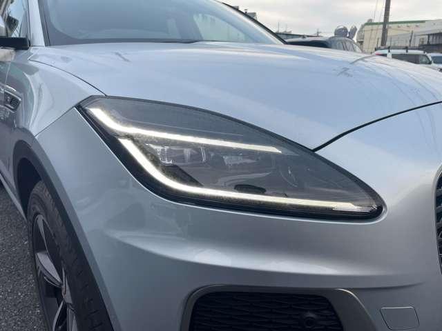 Ｅペイス Ｒ‐ダイナミック　Ｓ　Ｄ２００　ディーゼルターボ　４ＷＤ　純正ナビ　全周囲カメラ　黒革シート　ＬＥＤヘッドライト　ＥＴＣ　パワーバックドア　ブラインドスポットモニター　デジタルインナーミラー　パワーシート（42枚目）