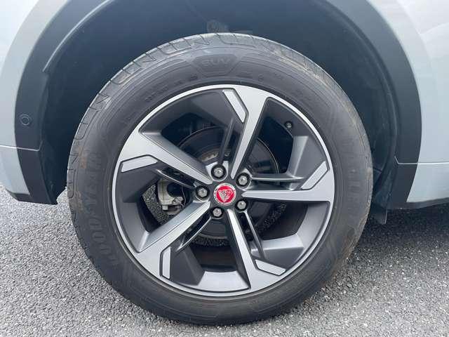 Ｅペイス Ｒ‐ダイナミック　Ｓ　Ｄ２００　ディーゼルターボ　４ＷＤ　純正ナビ　全周囲カメラ　黒革シート　ＬＥＤヘッドライト　ＥＴＣ　パワーバックドア　ブラインドスポットモニター　デジタルインナーミラー　パワーシート（46枚目）