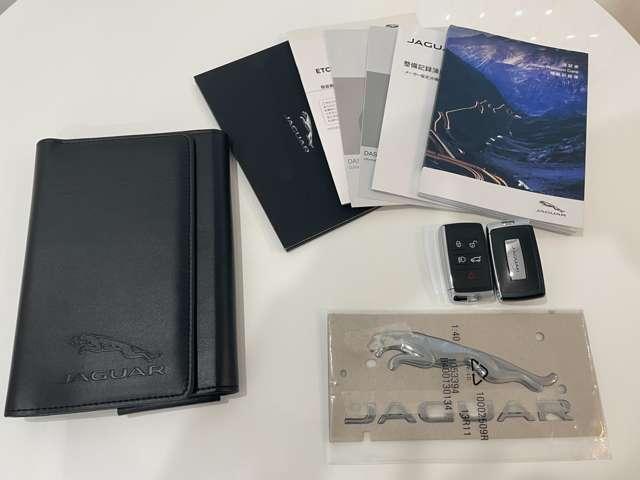 Ｅペイス Ｒ‐ダイナミック　Ｓ　Ｄ２００　ディーゼルターボ　４ＷＤ　純正ナビ　全周囲カメラ　黒革シート　ＬＥＤヘッドライト　ＥＴＣ　パワーバックドア　ブラインドスポットモニター　デジタルインナーミラー　パワーシート（50枚目）