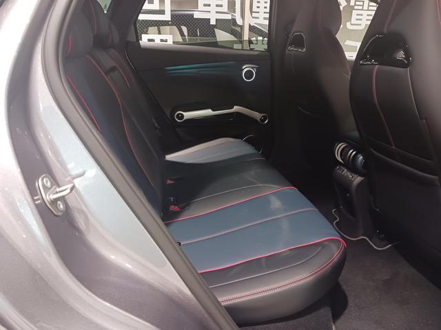 ＡＴＴＯ　３ ベースグレード　試乗車　走行２００キロ　パノラマＳＲ　ＡＤＡＳ　レザーシート　ＥＴＣ　アラウンドビューモニター　レーンキープアシスト　アダプティブクルーズコントロール　１２．８インチスクリーン（24枚目）