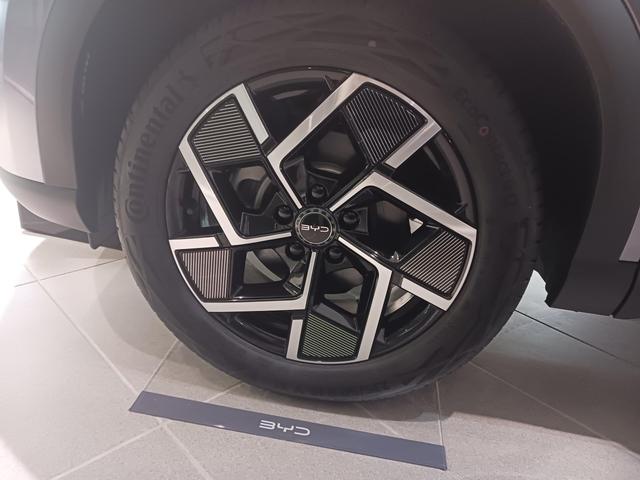 ＡＴＴＯ　３ ベースグレード　試乗車　走行２００キロ　パノラマＳＲ　ＡＤＡＳ　レザーシート　ＥＴＣ　アラウンドビューモニター　レーンキープアシスト　アダプティブクルーズコントロール　１２．８インチスクリーン（50枚目）