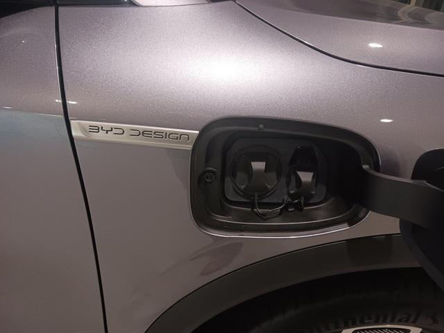 ＡＴＴＯ　３ ベースグレード　試乗車　走行２００キロ　パノラマＳＲ　ＡＤＡＳ　レザーシート　ＥＴＣ　アラウンドビューモニター　レーンキープアシスト　アダプティブクルーズコントロール　１２．８インチスクリーン（53枚目）