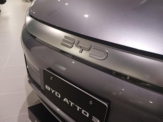 ＡＴＴＯ　３ ベースグレード　試乗車　走行２００キロ　パノラマＳＲ　ＡＤＡＳ　レザーシート　ＥＴＣ　アラウンドビューモニター　レーンキープアシスト　アダプティブクルーズコントロール　１２．８インチスクリーン（60枚目）