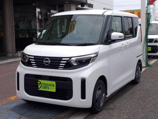 Ｘ　届出済未使用車　ＬＥＤライ左Ａドア衝突軽減ＢコーナＳキーフリ
