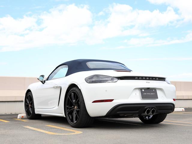 718ボクスター 718ボクスター スポーツクロノPKG/スポーツエグゾースト/電動ドアミラー/パークアシスト(リバーシングカメラ付き)/20インチカレラSホイール/オートエアコン/シートヒーター/ヒーテッドステアリング/パワステプラス(7枚目)