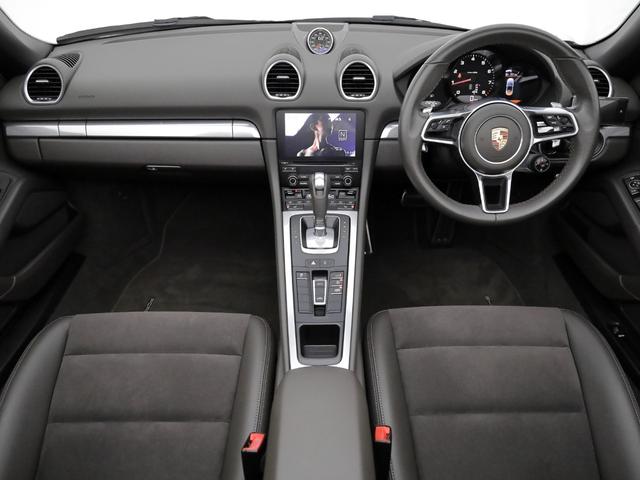 718ボクスター 718ボクスター スポーツクロノPKG/スポーツエグゾースト/電動ドアミラー/パークアシスト(リバーシングカメラ付き)/20インチカレラSホイール/オートエアコン/シートヒーター/ヒーテッドステアリング/パワステプラス(35枚目)