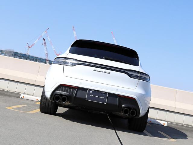 マカン マカンＧＴＳ　パノラマルーフ／ＬＥＤマトリックスヘッドライト／トラフィックジャムアシスト／カーボンインテリアＰＫＧ／ヒーター付きＧＴスポーツステアリング／パワステプラス／Ｆ・Ｒシートヒーター／ＢＯＳＥサウンド（25枚目）