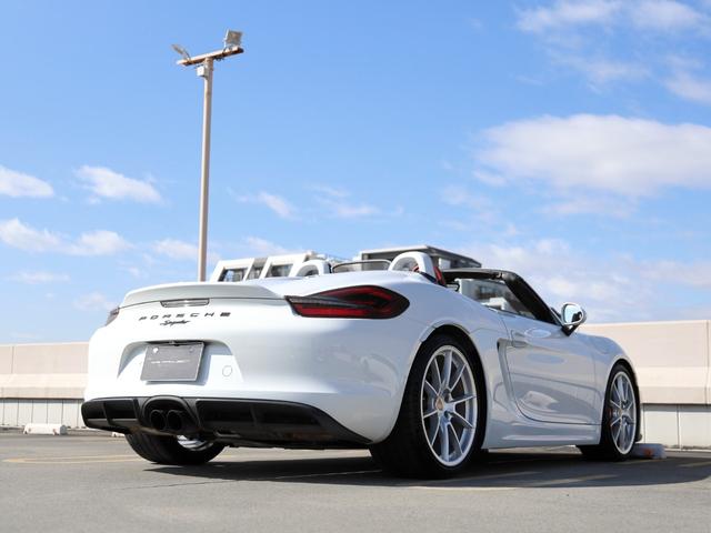 ボクスター ボクスタースパイダー　ディーラー車／スパイダークラシックインテリア／スポーツバケットシート＆シートベルトパッセージペイント仕上げ／シートヒーター／レザーステアリングリム＆ギアレバー／ＰＤＬＳ／ロールオーバー・バーボディ同色（36枚目）