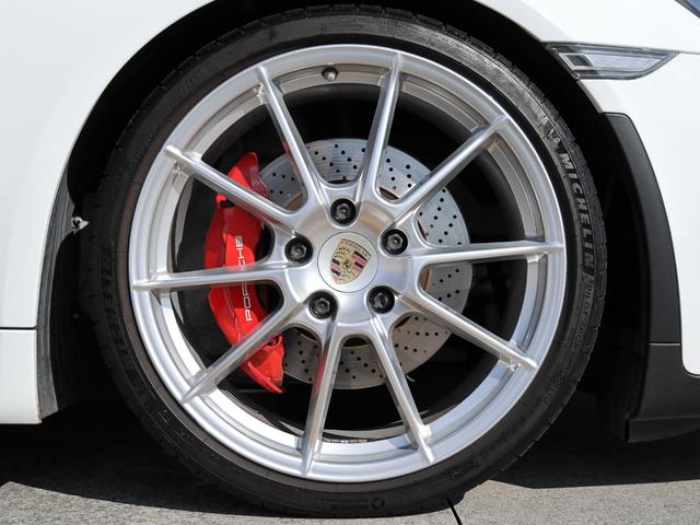 ボクスター ボクスタースパイダー　ディーラー車／スパイダークラシックインテリア／スポーツバケットシート＆シートベルトパッセージペイント仕上げ／シートヒーター／レザーステアリングリム＆ギアレバー／ＰＤＬＳ／ロールオーバー・バーボディ同色（38枚目）