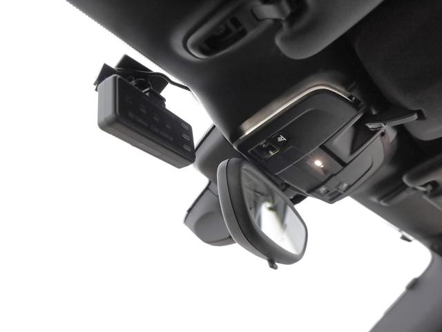 ボクスター ボクスタースパイダー　ディーラー車／スパイダークラシックインテリア／スポーツバケットシート＆シートベルトパッセージペイント仕上げ／シートヒーター／レザーステアリングリム＆ギアレバー／ＰＤＬＳ／ロールオーバー・バーボディ同色（50枚目）