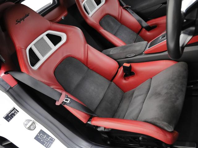 ボクスター ボクスタースパイダー　ディーラー車／スパイダークラシックインテリア／スポーツバケットシート＆シートベルトパッセージペイント仕上げ／シートヒーター／レザーステアリングリム＆ギアレバー／ＰＤＬＳ／ロールオーバー・バーボディ同色（58枚目）