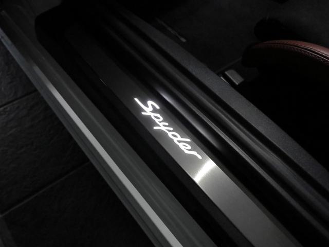 ボクスター ボクスタースパイダー　ディーラー車／スパイダークラシックインテリア／スポーツバケットシート＆シートベルトパッセージペイント仕上げ／シートヒーター／レザーステアリングリム＆ギアレバー／ＰＤＬＳ／ロールオーバー・バーボディ同色（64枚目）
