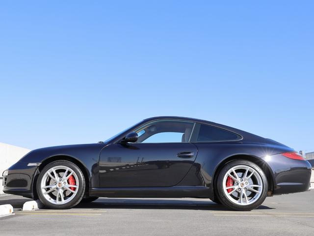 911 911カレラ メタリックカラー「バサルトブラックM」/サンドベージュインテリア/PDK/スポーツクロノPKG/シートヒーター/アルカンターラルーフ/PSM/18インチカレラIVホイール/レッドブレーキキャリパー(5枚目)