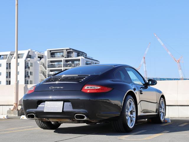 911 911カレラ メタリックカラー「バサルトブラックM」/サンドベージュインテリア/PDK/スポーツクロノPKG/シートヒーター/アルカンターラルーフ/PSM/18インチカレラIVホイール/レッドブレーキキャリパー(8枚目)
