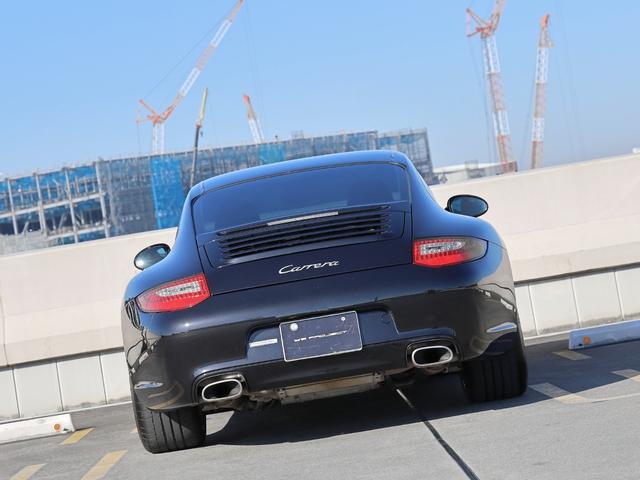 911 911カレラ メタリックカラー「バサルトブラックM」/サンドベージュインテリア/PDK/スポーツクロノPKG/シートヒーター/アルカンターラルーフ/PSM/18インチカレラIVホイール/レッドブレーキキャリパー(24枚目)