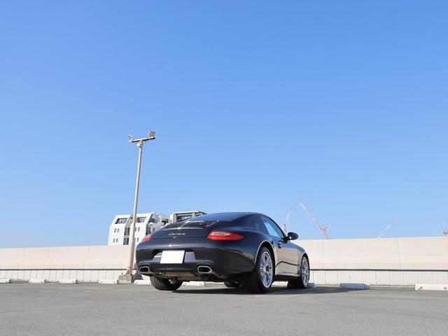 911 911カレラ メタリックカラー「バサルトブラックM」/サンドベージュインテリア/PDK/スポーツクロノPKG/シートヒーター/アルカンターラルーフ/PSM/18インチカレラIVホイール/レッドブレーキキャリパー(28枚目)