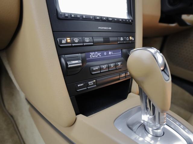 911 911カレラ メタリックカラー「バサルトブラックM」/サンドベージュインテリア/PDK/スポーツクロノPKG/シートヒーター/アルカンターラルーフ/PSM/18インチカレラIVホイール/レッドブレーキキャリパー(44枚目)