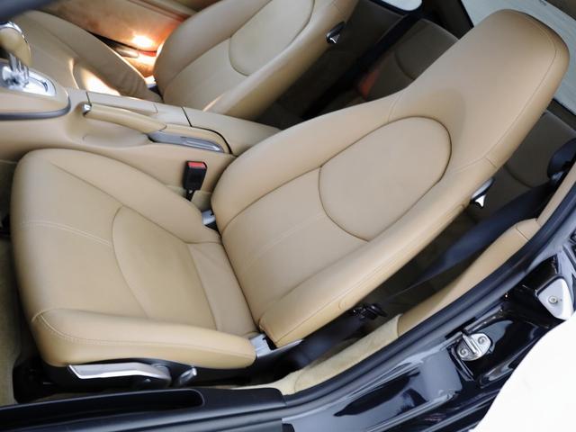 911 911カレラ メタリックカラー「バサルトブラックM」/サンドベージュインテリア/PDK/スポーツクロノPKG/シートヒーター/アルカンターラルーフ/PSM/18インチカレラIVホイール/レッドブレーキキャリパー(51枚目)