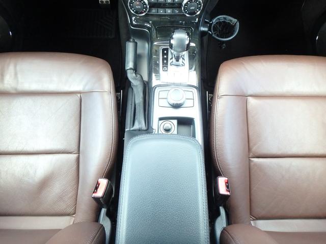 Ｇクラス Ｇ３５０ＢｌｕｅＴＥＣ左ハンドル　新車並行　ラグジュアリーＰ（13枚目）