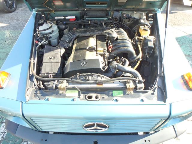 Ｇクラス Ｇ３２０ショートボディ　ディーラー車　希少色ベリルメタリック（20枚目）