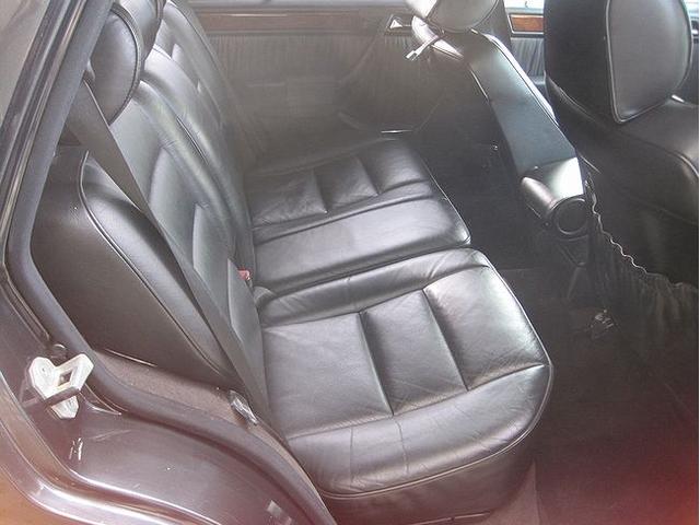 Eクラスステーションワゴン E320ステーションワゴン AMGスタイル!ATO/H済み!(7枚目)