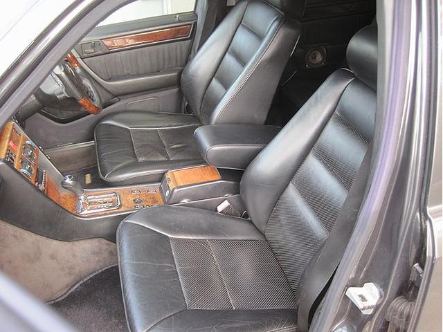 Eクラスステーションワゴン E320ステーションワゴン AMGスタイル!ATO/H済み!(8枚目)