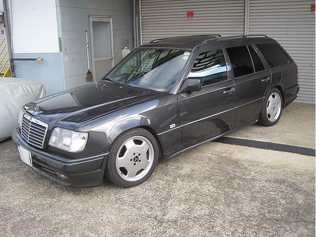 Eクラスステーションワゴン E320ステーションワゴン AMGスタイル!ATO/H済み!(17枚目)