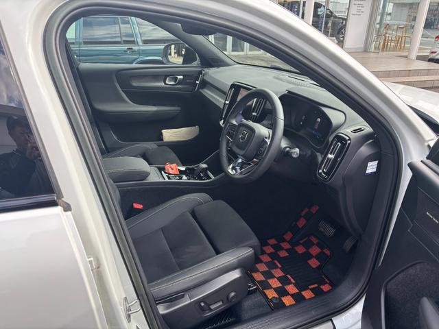 ＸＣ４０ アルティメット　Ｂ４　ＡＷＤ　ダークエディション（8枚目）