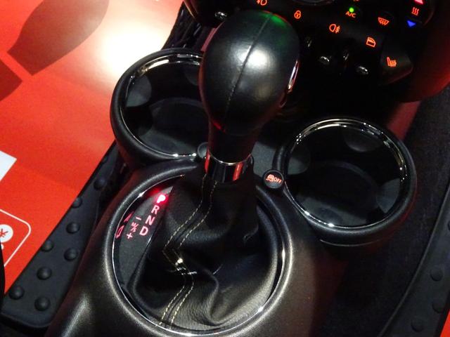 クーパー クラブマン ボンドストリート 特別仕様車 ワンオーナー禁煙 HDDナビ地デジBカメラ Bluetooth レザーダッシュ 黒革 シートヒーター パドルシフト 純正17AW コンチネンタルタイヤ ディーラー整備(14枚目)