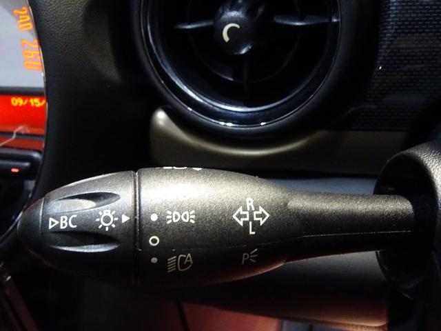 クーパー クラブマン ボンドストリート 特別仕様車 ワンオーナー禁煙 HDDナビ地デジBカメラ Bluetooth レザーダッシュ 黒革 シートヒーター パドルシフト 純正17AW コンチネンタルタイヤ ディーラー整備(23枚目)