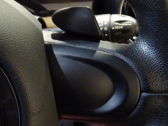 クーパー クラブマン ボンドストリート 特別仕様車 ワンオーナー禁煙 HDDナビ地デジBカメラ Bluetooth レザーダッシュ 黒革 シートヒーター パドルシフト 純正17AW コンチネンタルタイヤ ディーラー整備(26枚目)