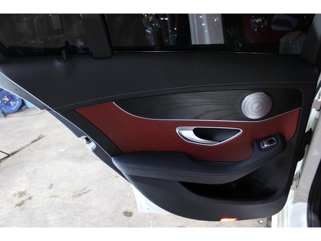 Ｃクラスステーションワゴン Ｃ２００　ステーションワゴン　スポーツ本革仕様　禁煙　レーダーＳ　エアバランスＰＫＧ　ＨＵＤ　ダイヤモンドホワイト　ＡＣＣ　衝突軽減　ブラインドＳ　レーンＡ　本革　純正ナビ地デジＢカメラ　Ｂｌｕｅｔｏｏｔｈ　ＡＭＧ製１８ＡＷ　コンチネンタルタイヤ（39枚目）