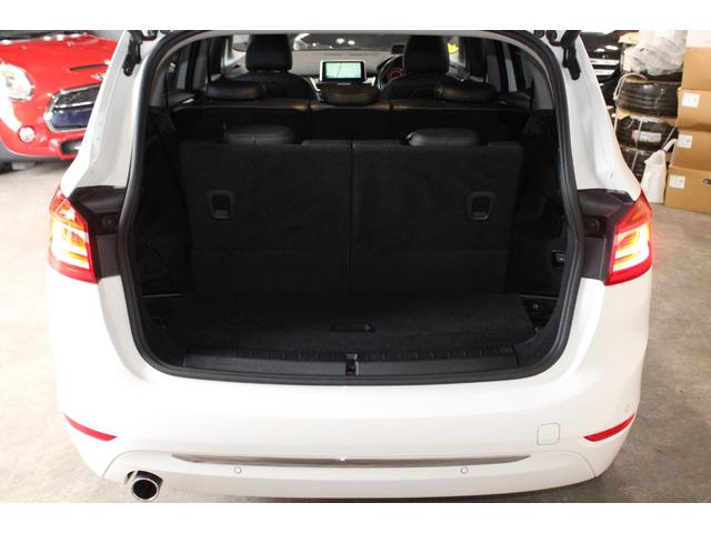 ２シリーズ ２１８ｄグランツアラー　ラグジュアリー　禁煙　アルピンホワイト　アドバンスドアクティブＰＫＧ　アルピンホワイト　ＡＣＣ　衝突軽減　レーンＡ　ＬＥＤライト　黒革　ナビ地デジＢカメラ　Ｂｌｕｅｔｏｏｔｈ　電動バックドア　純正１７ＡＷ　整備記録（17枚目）