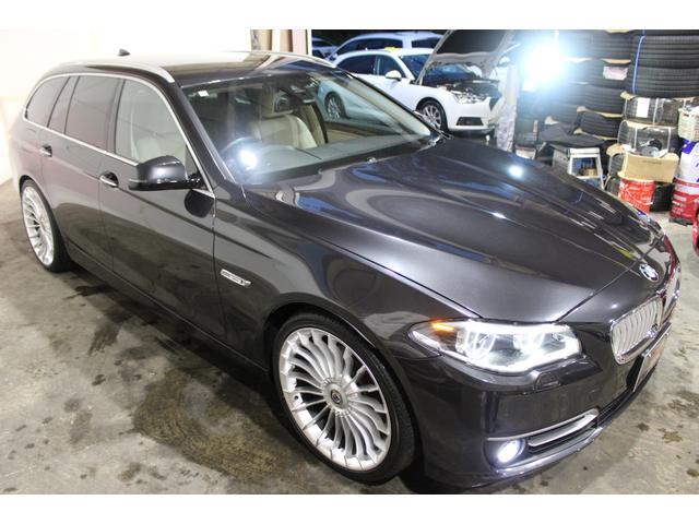 5シリーズ 523dツーリング モダン 後期型 後期専用マルチ液晶メーター ホワイトインテリア インテリジェントS 衝突軽減 レーンA ナビ地デジBカメラ クルコン 電動バックドア リアモニター アルピナタイプ新品21AW 新品タイヤ(9枚目)