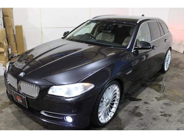 5シリーズ 523dツーリング モダン 後期型 後期専用マルチ液晶メーター ホワイトインテリア インテリジェントS 衝突軽減 レーンA ナビ地デジBカメラ クルコン 電動バックドア リアモニター アルピナタイプ新品21AW 新品タイヤ(10枚目)